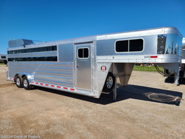 2024 Platinum Coach 25' Stock Combo 7'6" Wide..SWING OUT SADDLE RACK! available in Kaufman, TX