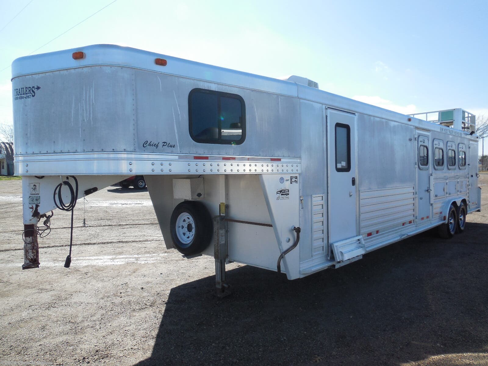 Used Cherokee Horse trailers for sale