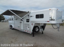 2017 Platinum Coach Outlaw 3 Horse 12' 8" SW Outlaw SLIDE OUT w/ 72" Sofa!