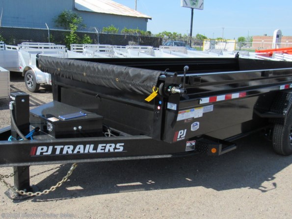 2022 PJ Trailers (DL) Low Pro Dump available in East Bethel, MN