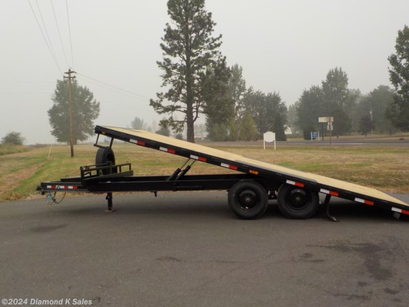 2023 PJ Trailers Tilt T8 102" X 22' 16K available in Halsey, OR