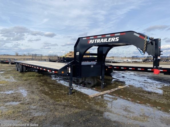 2023 PJ Trailers Flatdeck 102" X 40' Low-Pro available in Halsey, OR