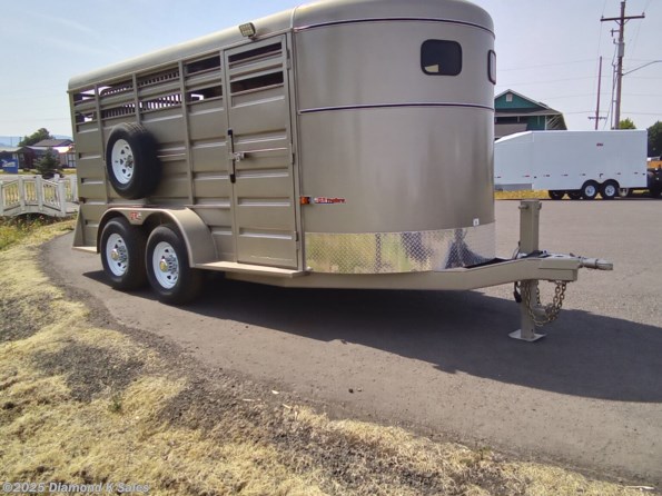 New and Used Cattle/Livestock Trailers for Sale | TrailersUSA