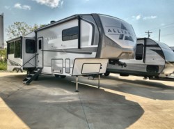 New 2024 Alliance RV Avenue 32RLS available in Strafford, Missouri