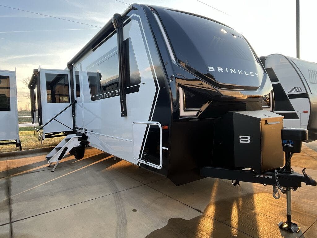 New 2026 Brinkley RV Model Z AIR 297 available in Strafford, Missouri