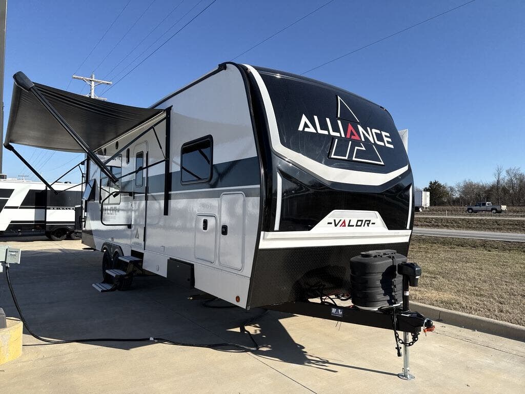New 2026 Alliance RV Valor All-Access 27T14 available in Strafford, Missouri