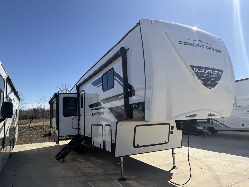 New 2026 East to West Blackthorn 2990MK available in Strafford, Missouri
