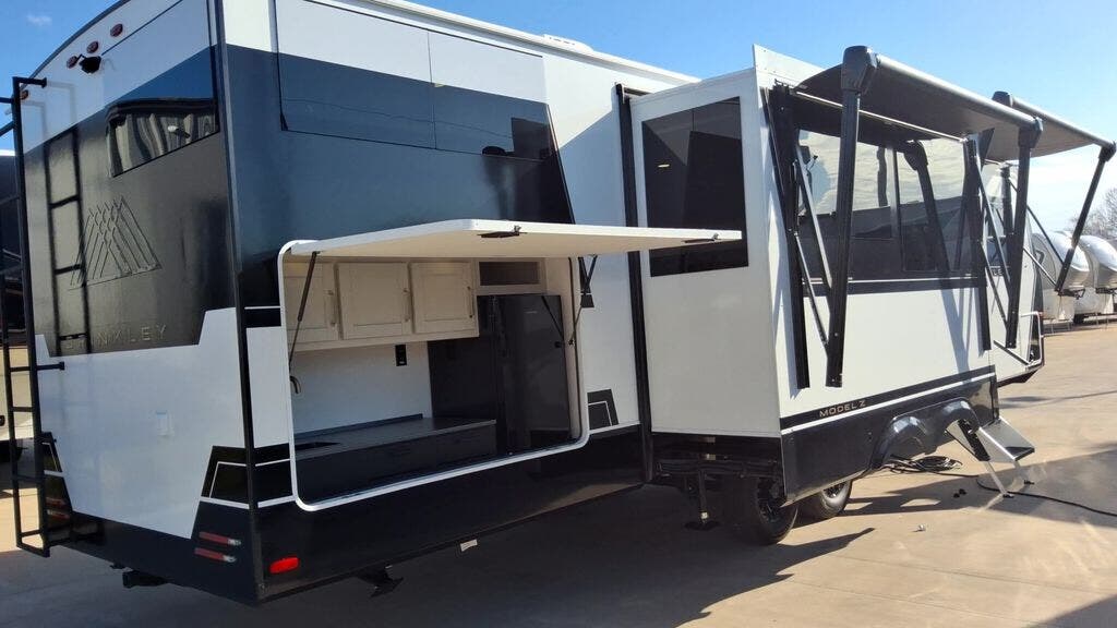 New 2026 Brinkley RV Model Z AIR 315 available in Strafford, Missouri