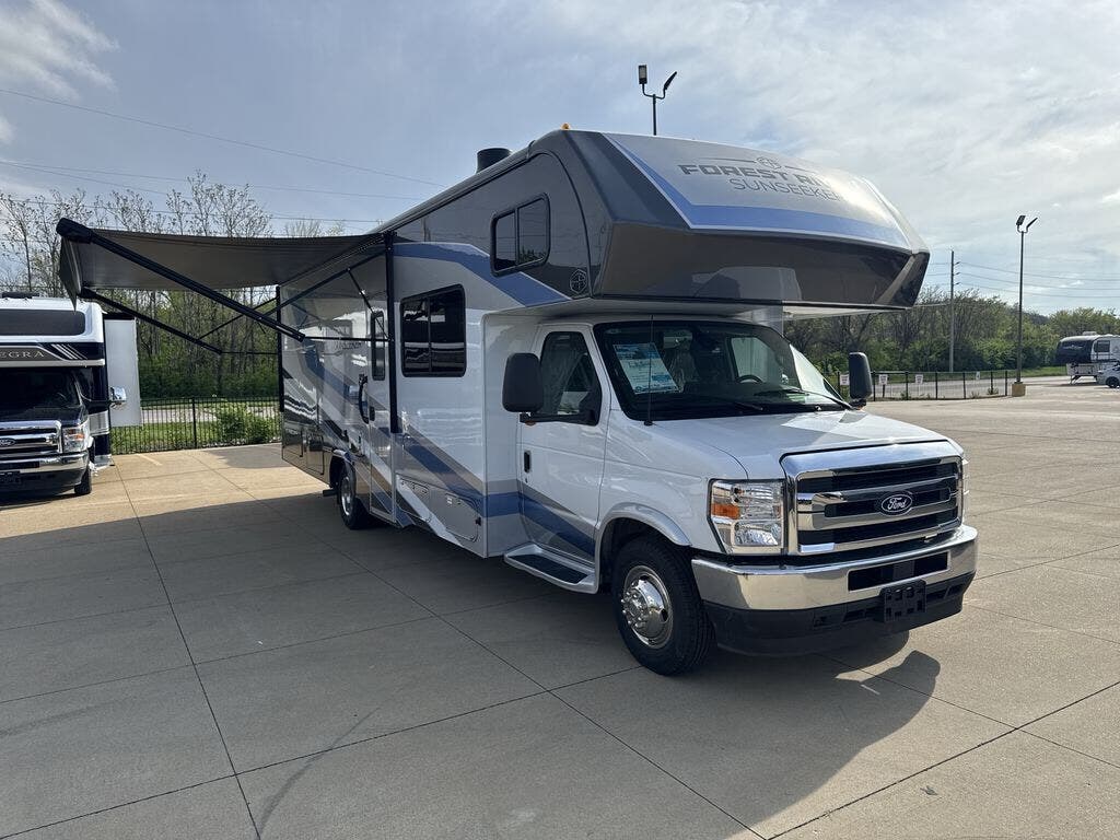 New 2026 Forest River Sunseeker 2860DS available in Strafford, Missouri