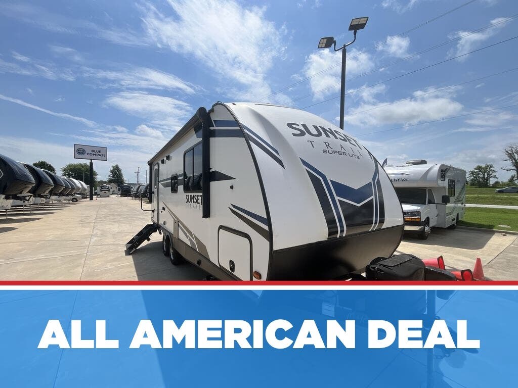 Used 2021 CrossRoads Sunset Trail SS212RB available in Strafford, Missouri