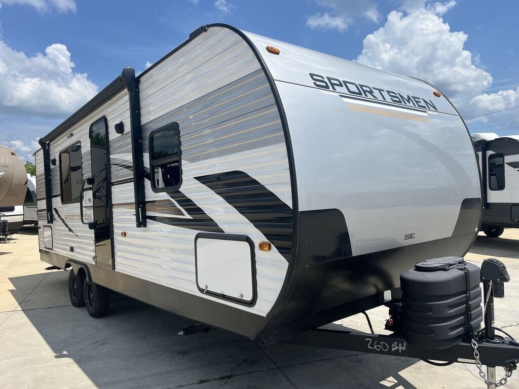 Used 2025 K-Z Sportsmen SE 260BHLE available in Strafford, Missouri