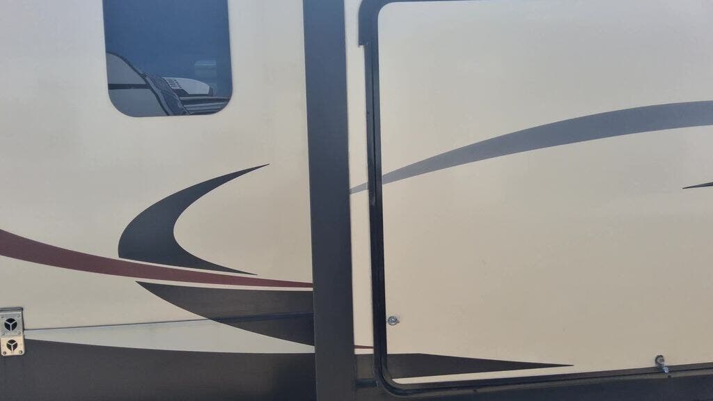 Used 2018 K-Z Durango 1500 D256RKT available in Strafford, Missouri