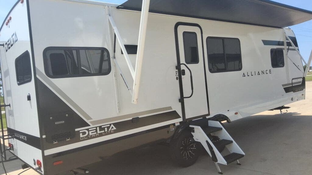 New 2027 Alliance RV Delta Ultra Lite RE250 available in Strafford, Missouri