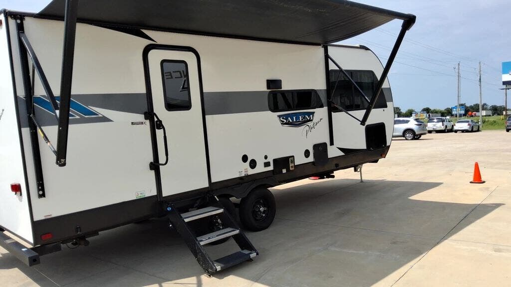 Used 2024 Forest River Salem 22RBS available in Strafford, Missouri