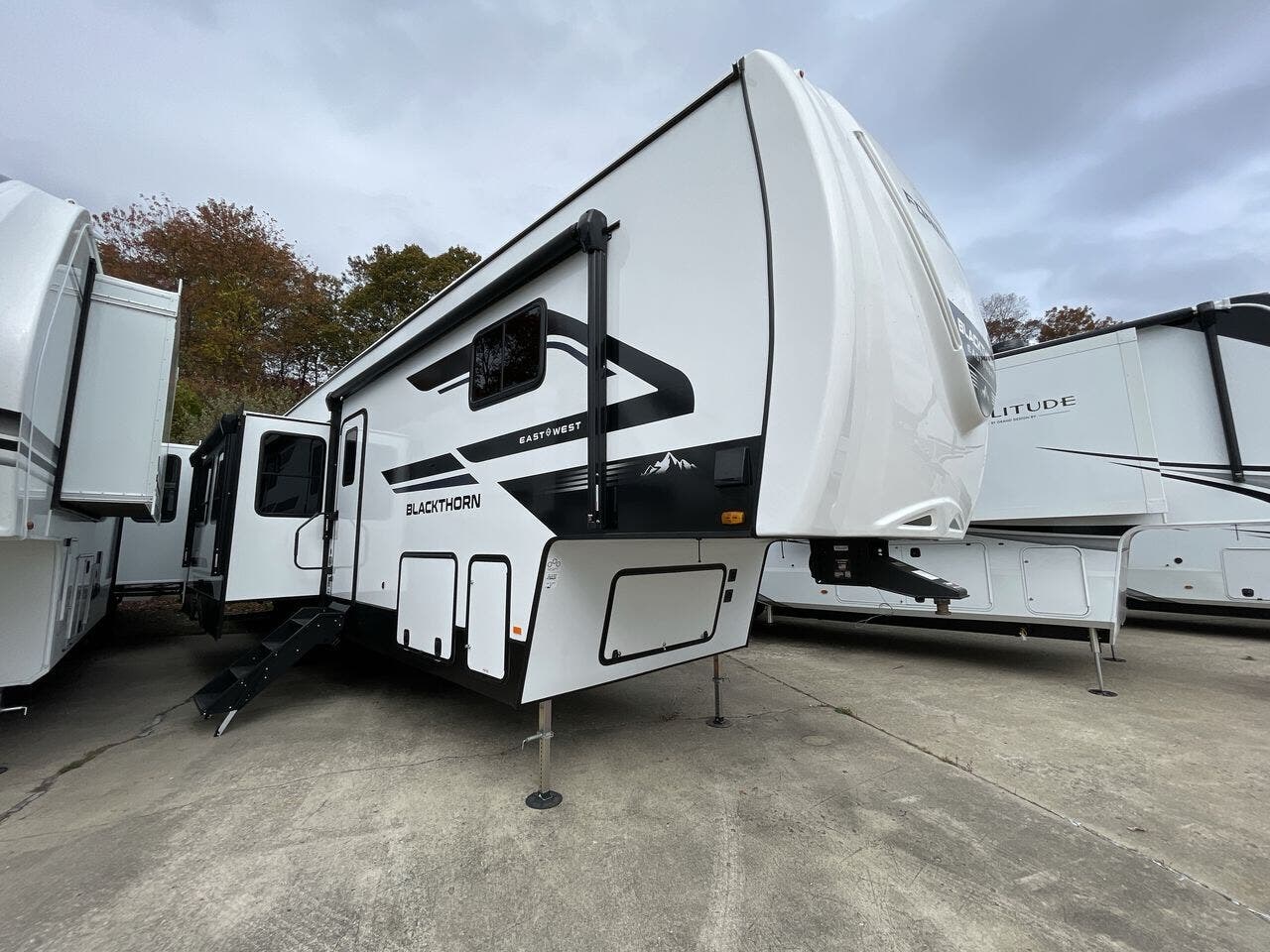 New 2026 East to West Blackthorn 3820DSL available in Strafford, Missouri