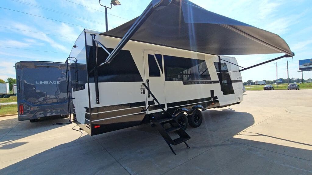 New 2027 Brinkley RV Model I 265 available in Strafford, Missouri