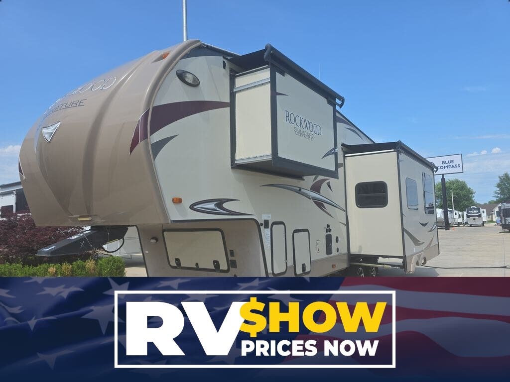 Used 2017 Forest River Rockwood Signature Ultra Lite 8280WS available in Strafford, Missouri
