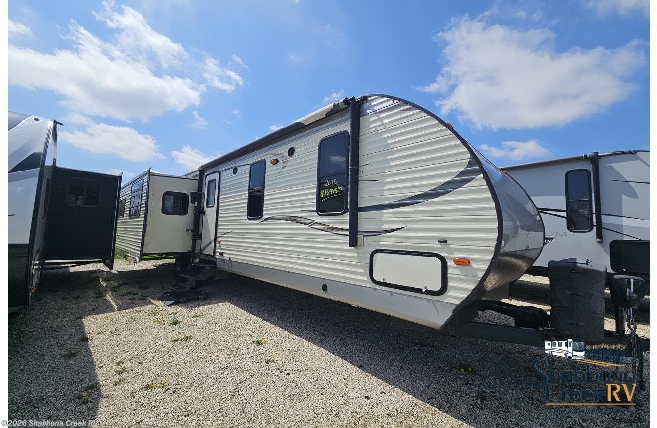 Used 2015 Coachmen Catalina 333RETS * available in Atkinson, Illinois