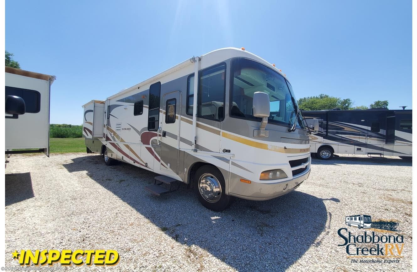 Used 2005 Damon Intruder 373W available in Atkinson, Illinois