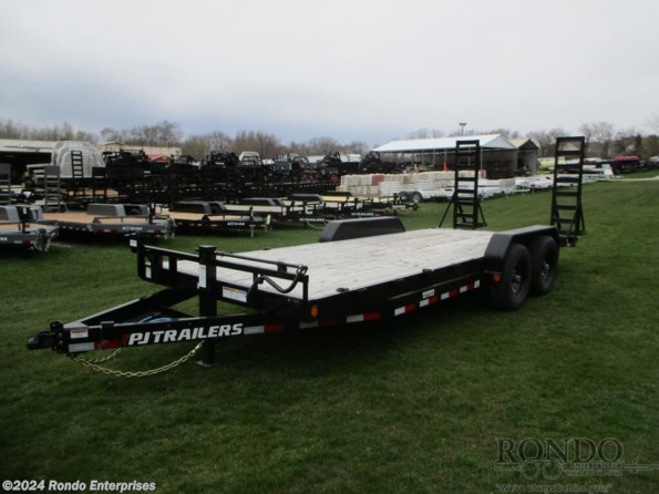 2023 PJ Trailers CC Equipment J2072BSBK available in Sycamore, IL