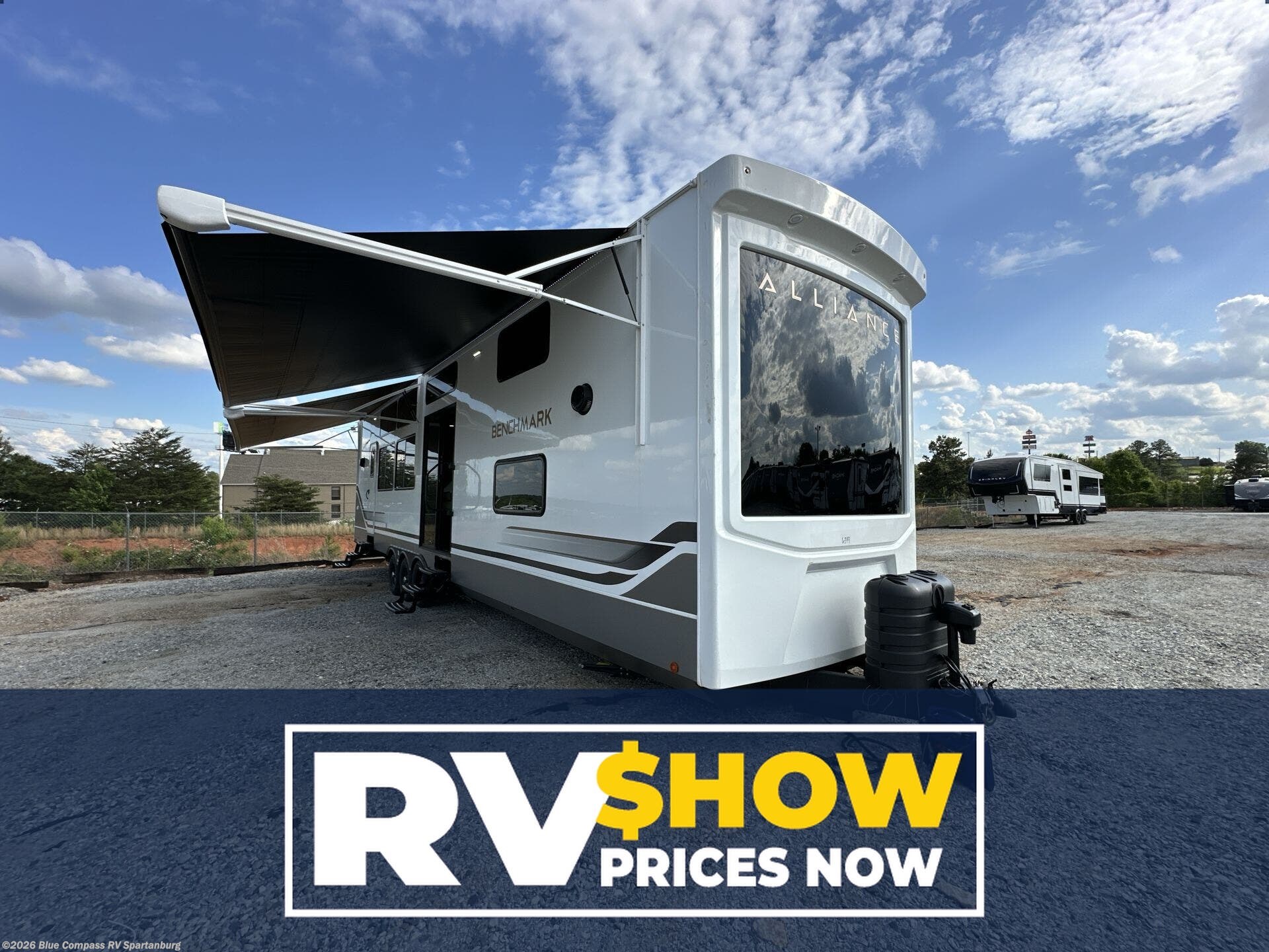 New 2025 Alliance RV Benchmark 44LFT available in Duncan, South Carolina