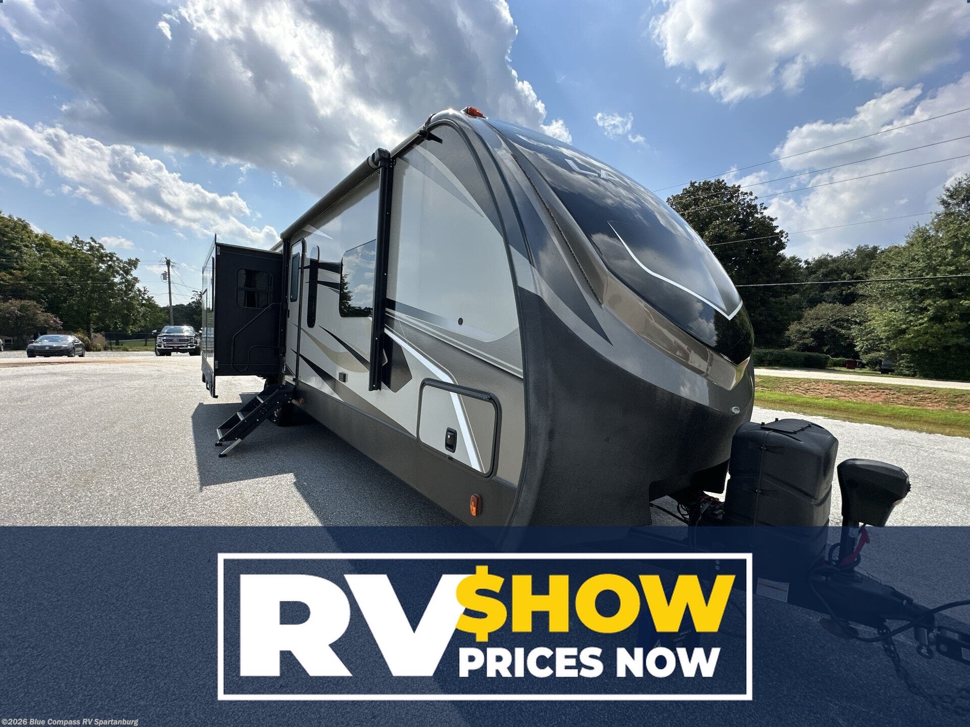 Used 2020 Keystone Laredo 330RL available in Duncan, South Carolina