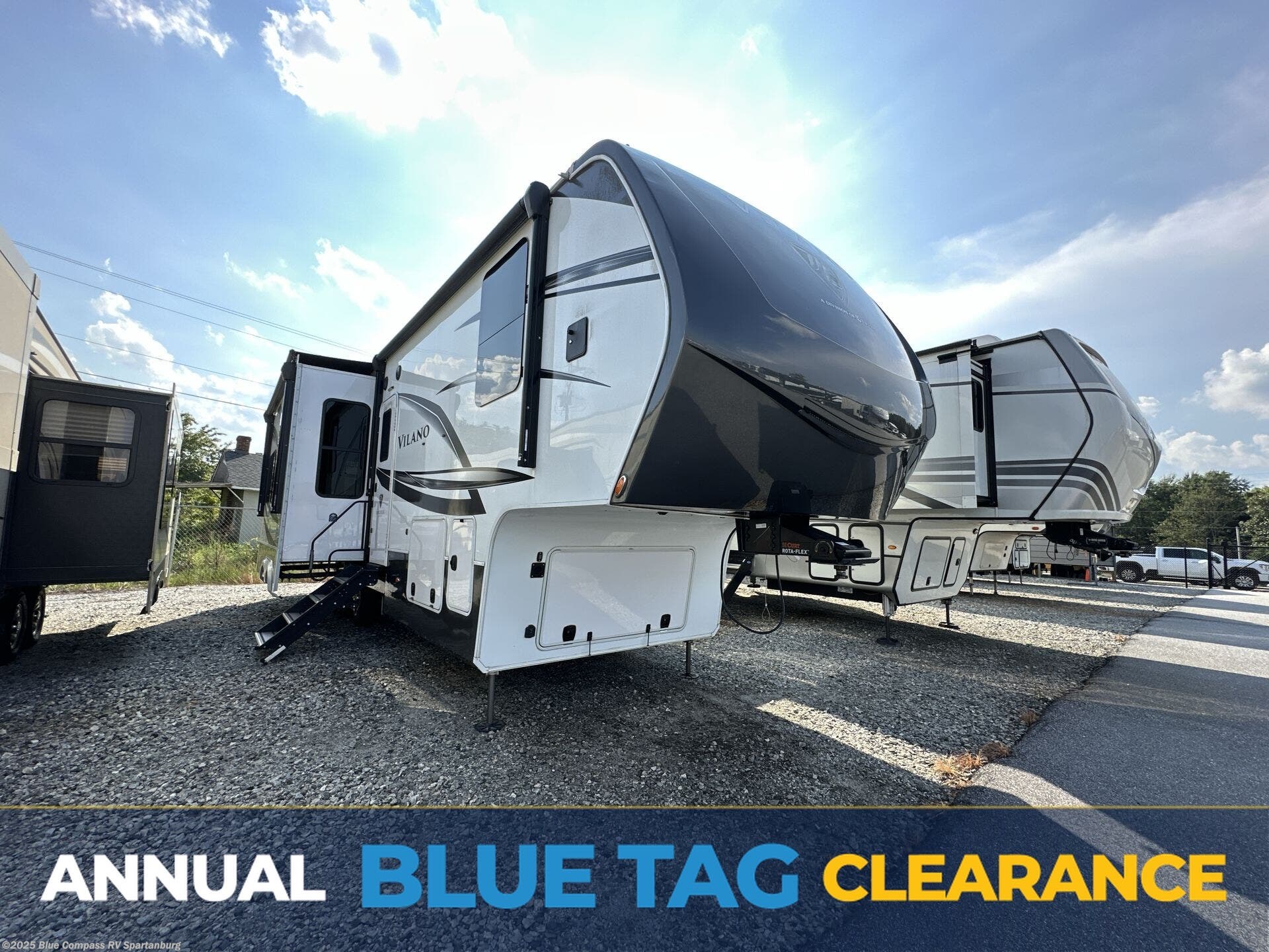 Used 2023 Vanleigh Vilano 320GK available in Duncan, South Carolina