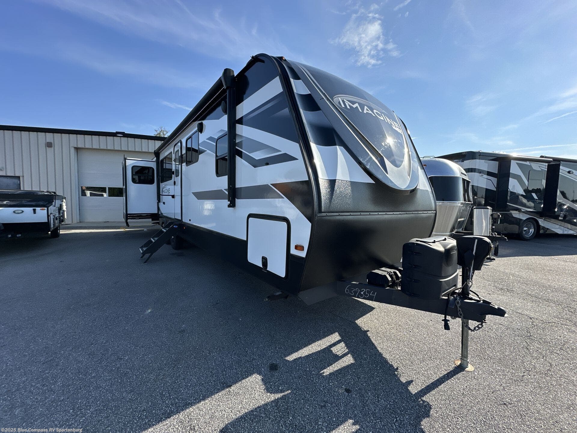 Used 2022 Grand Design Imagine 3100RD available in Duncan, South Carolina