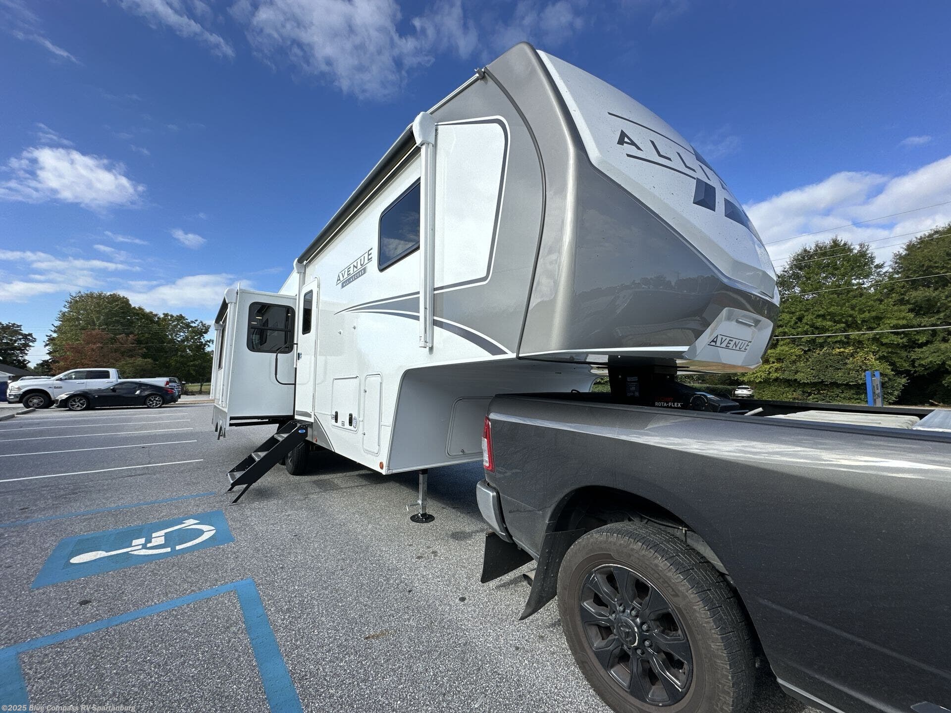 New 2026 Alliance RV Avenue All-Access 29RL available in Duncan, South Carolina