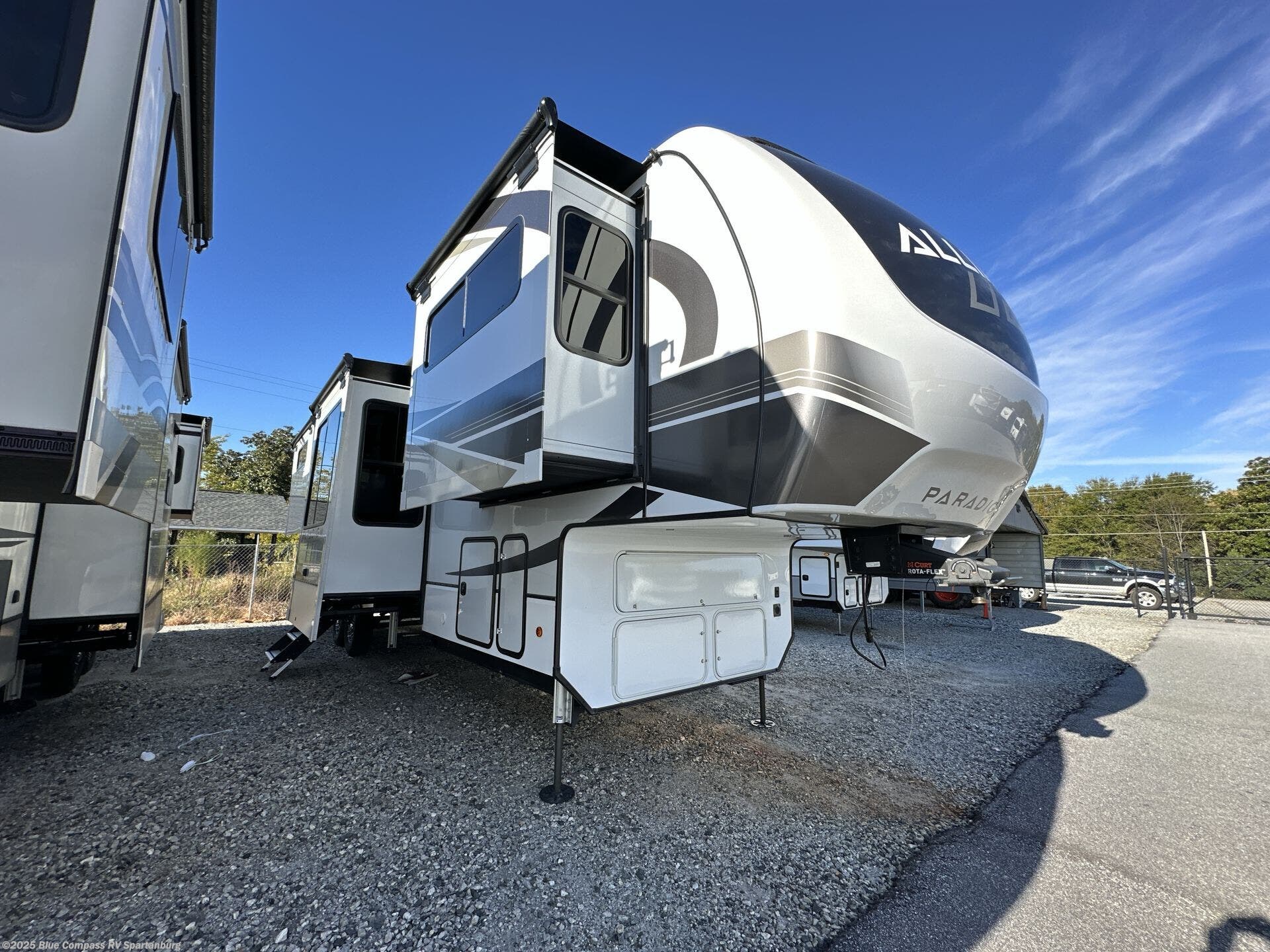 Used 2024 Alliance RV Paradigm 385FL available in Duncan, South Carolina