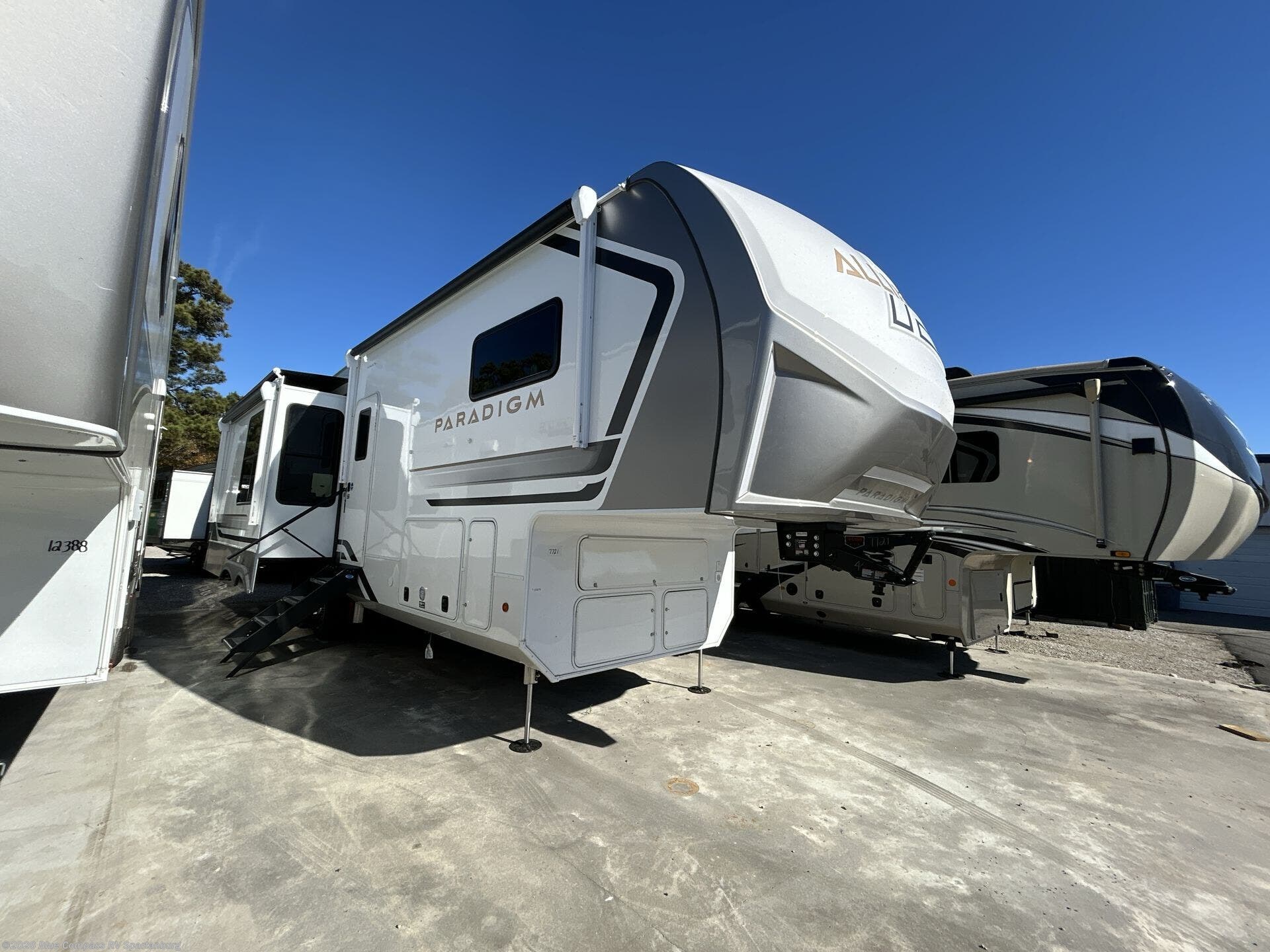 New 2026 Alliance RV Paradigm 312RK available in Duncan, South Carolina