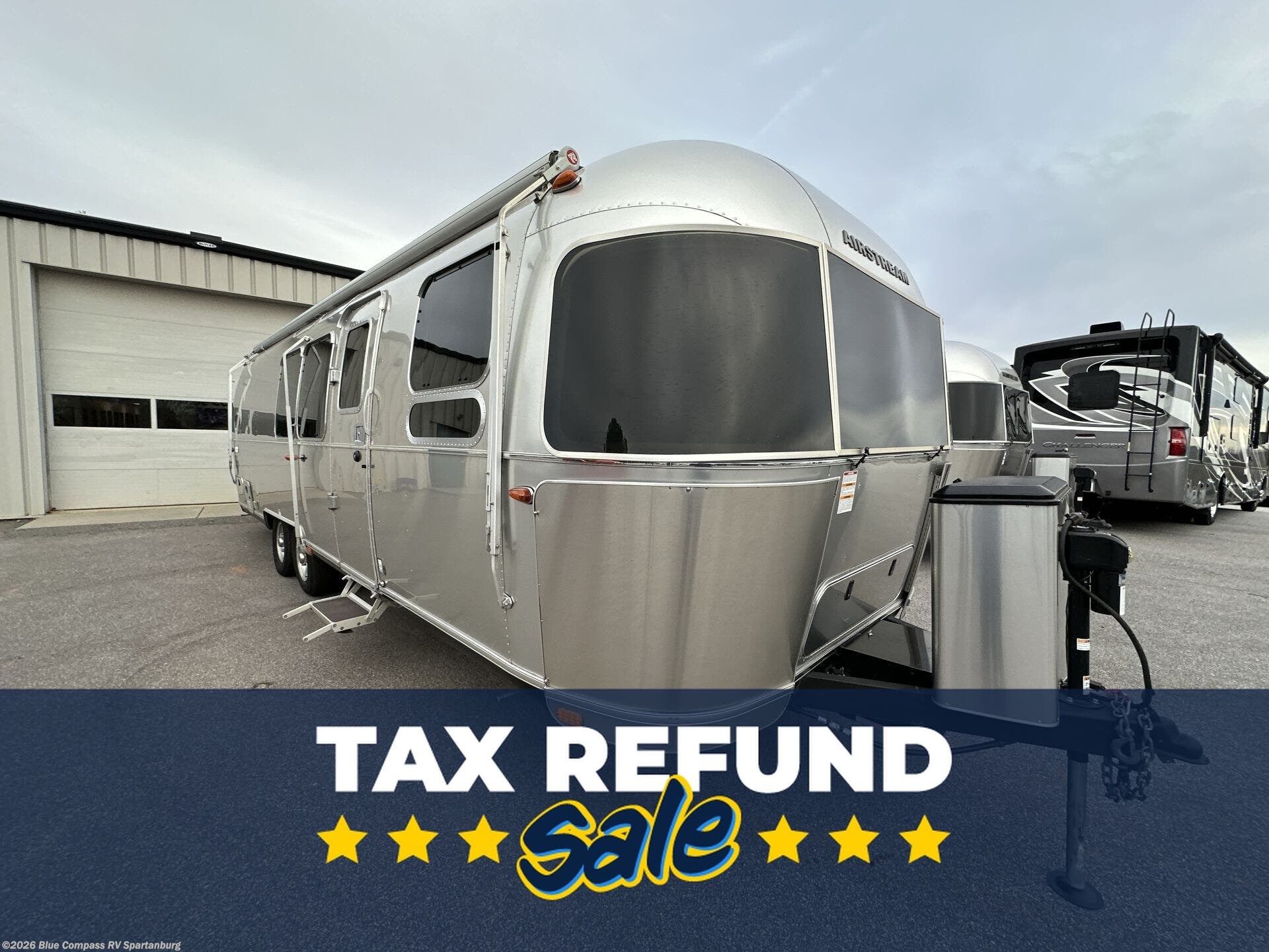 Used 2023 Airstream Flying Cloud 30FB available in Duncan, South Carolina