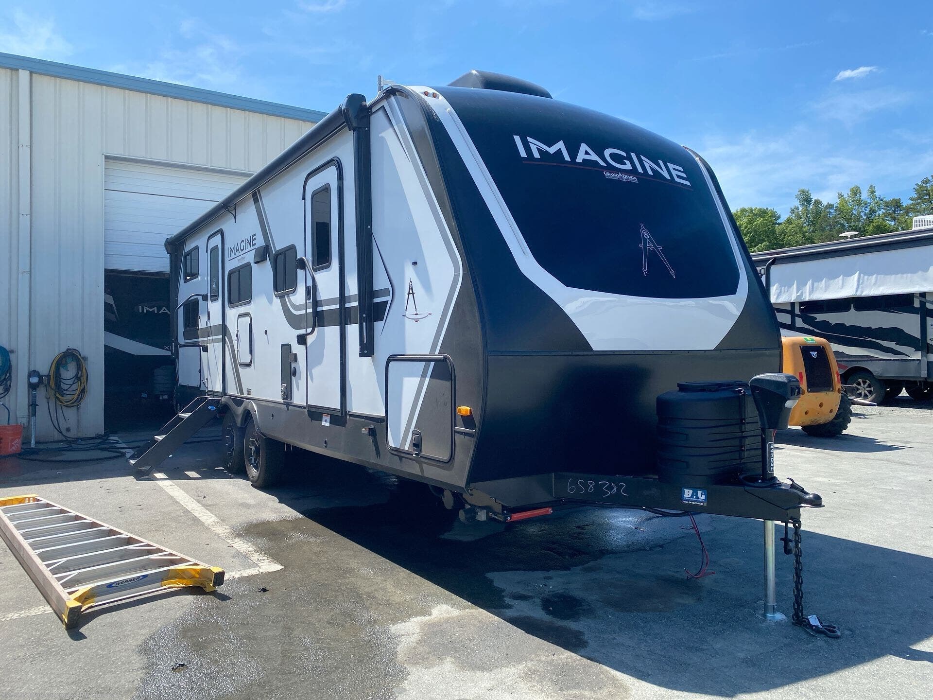 New 2027 Grand Design Imagine 2470BH available in Concord, North Carolina