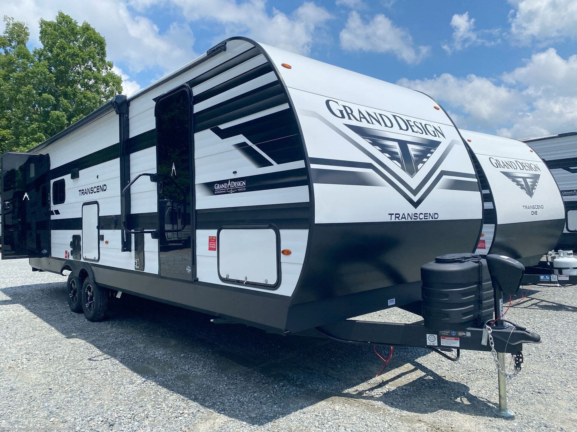 New 2027 Grand Design Transcend 245RLT available in Concord, North Carolina