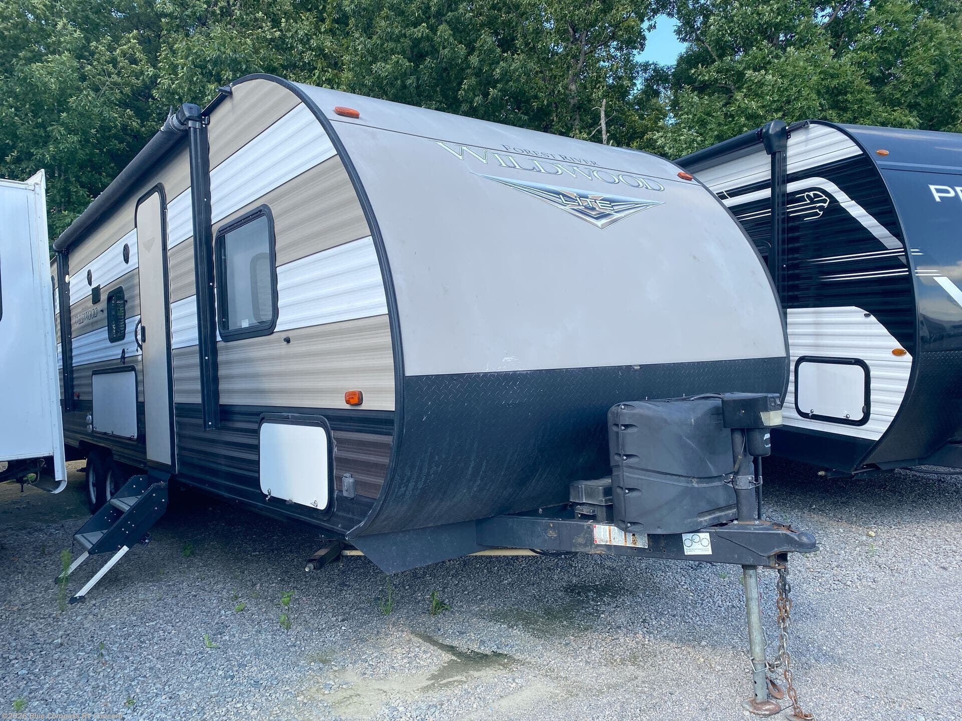 Used 2019 Forest River Wildwood X-Lite 263BHXL available in Concord, North Carolina