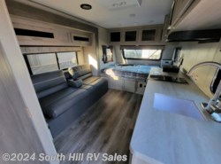 New 2023 Coachmen Catalina Expedition 192FQS available in Puyallup, Washington
