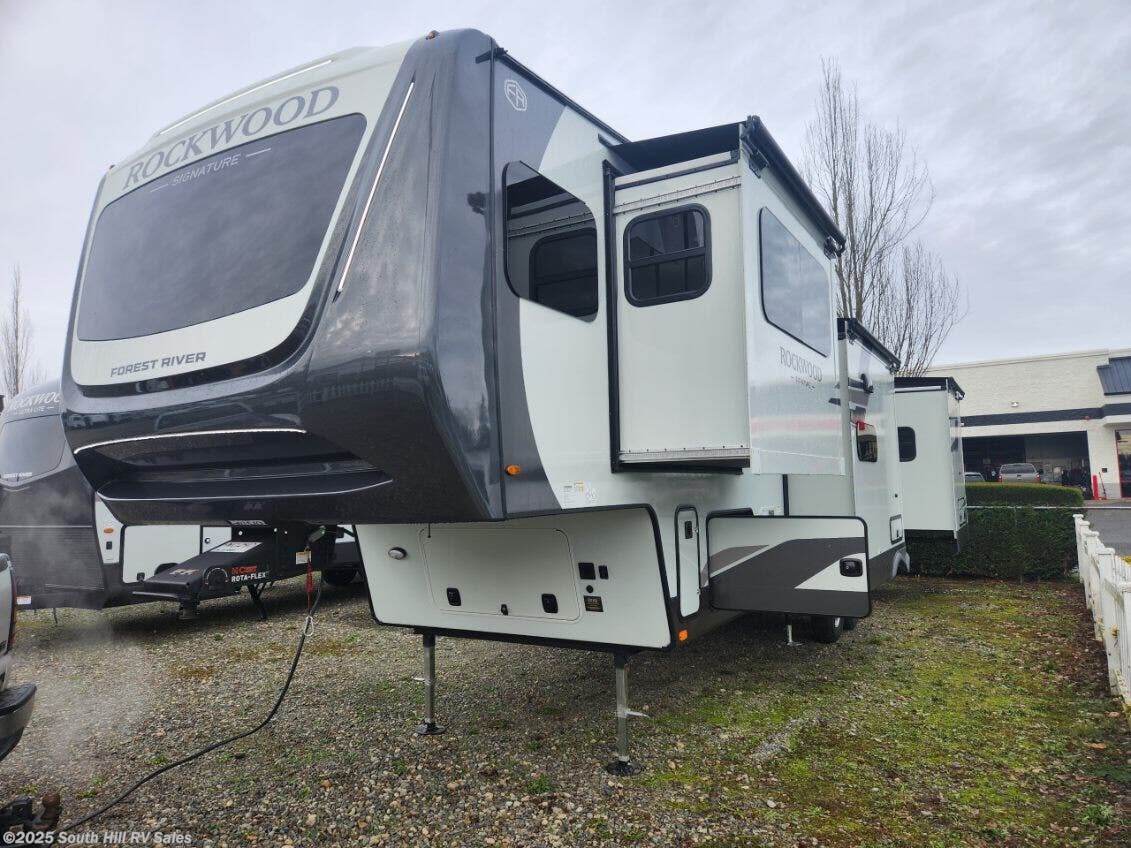 New 2026 Forest River Rockwood Signature 402SFL available in Puyallup, Washington