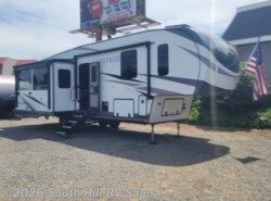 Used 2023 Forest River Rockwood Signature Ultra Lite 2893BS available in Puyallup, Washington