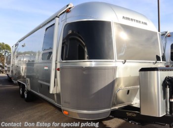 Used 2022 Airstream International 27FB Twin available in Southaven, Mississippi