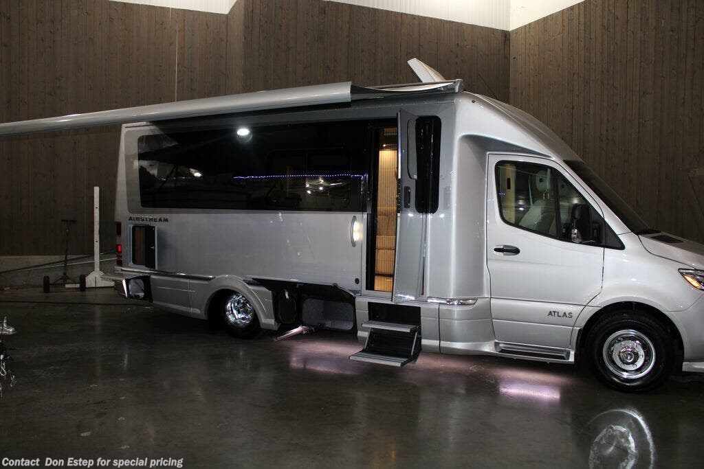 New 2025 Airstream  Atlas™ Murphy Suite available in Southaven, Mississippi