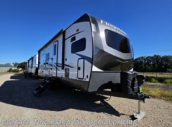 Used 2022 Forest River Flagstaff Classic 826MBR available in Southaven, Mississippi