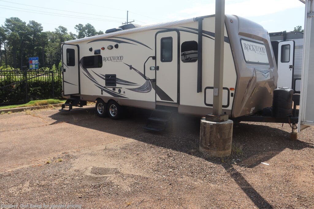 Used 2016 Forest River Rockwood Ultra Lite Travel Trailers 2905WS available in Southaven, Mississippi