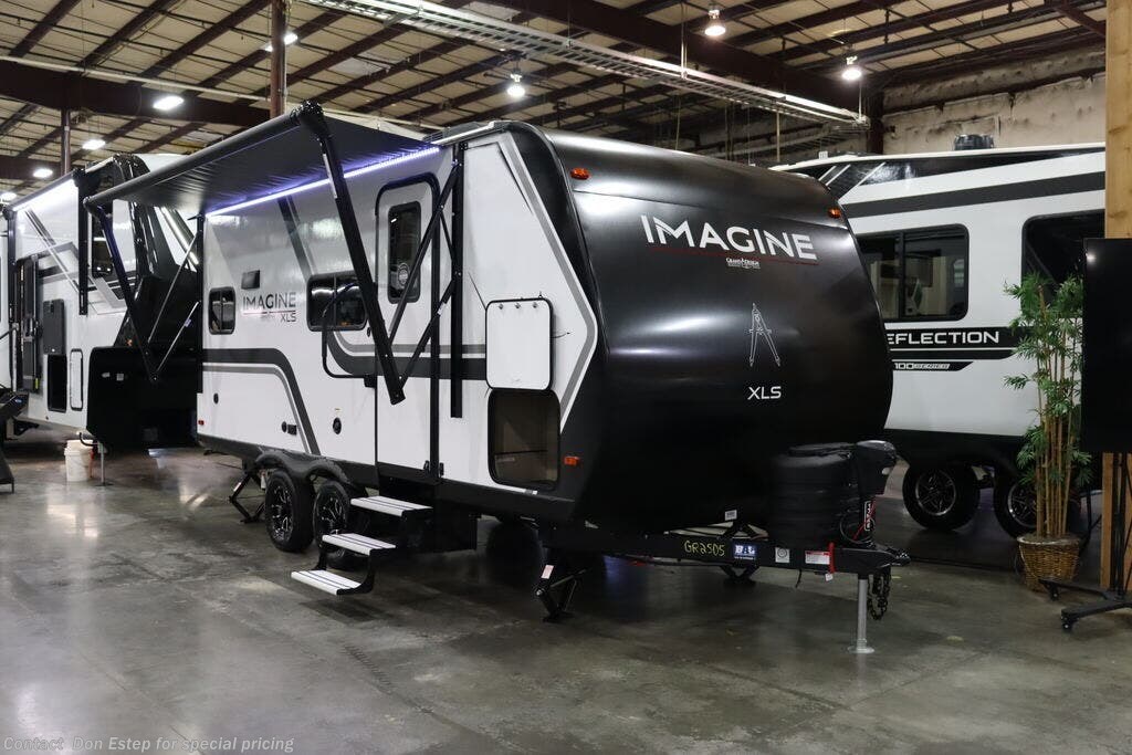 New 2026 Grand Design Imagine XLS 17MKE available in Southaven, Mississippi