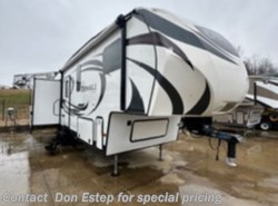 Used 2014 Dutchmen Denali Super Lite Mid Profile Fifth Wheel 297RLX available in Southaven, Mississippi