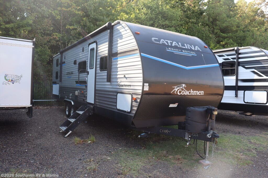 Used 2023 Coachmen Catalina Legacy Edition 293QBCK available in Southaven, Mississippi