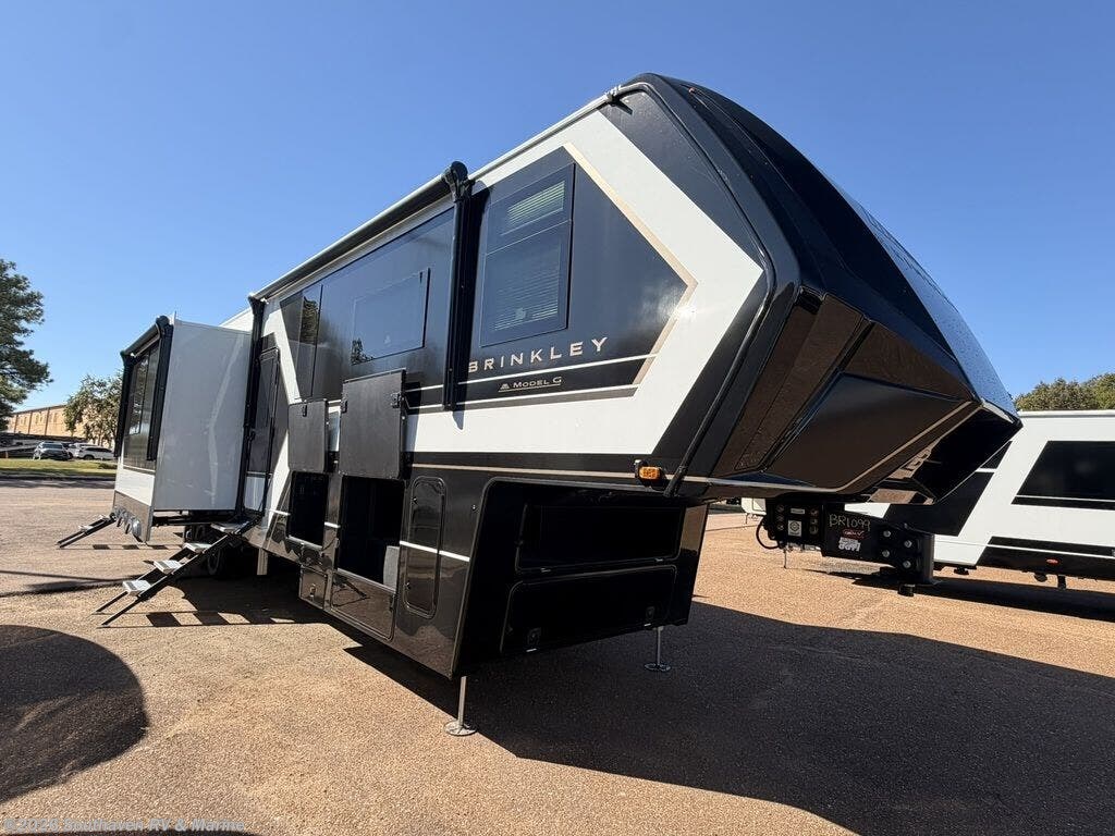 New 2027 Brinkley RV  4150 available in Southaven, Mississippi
