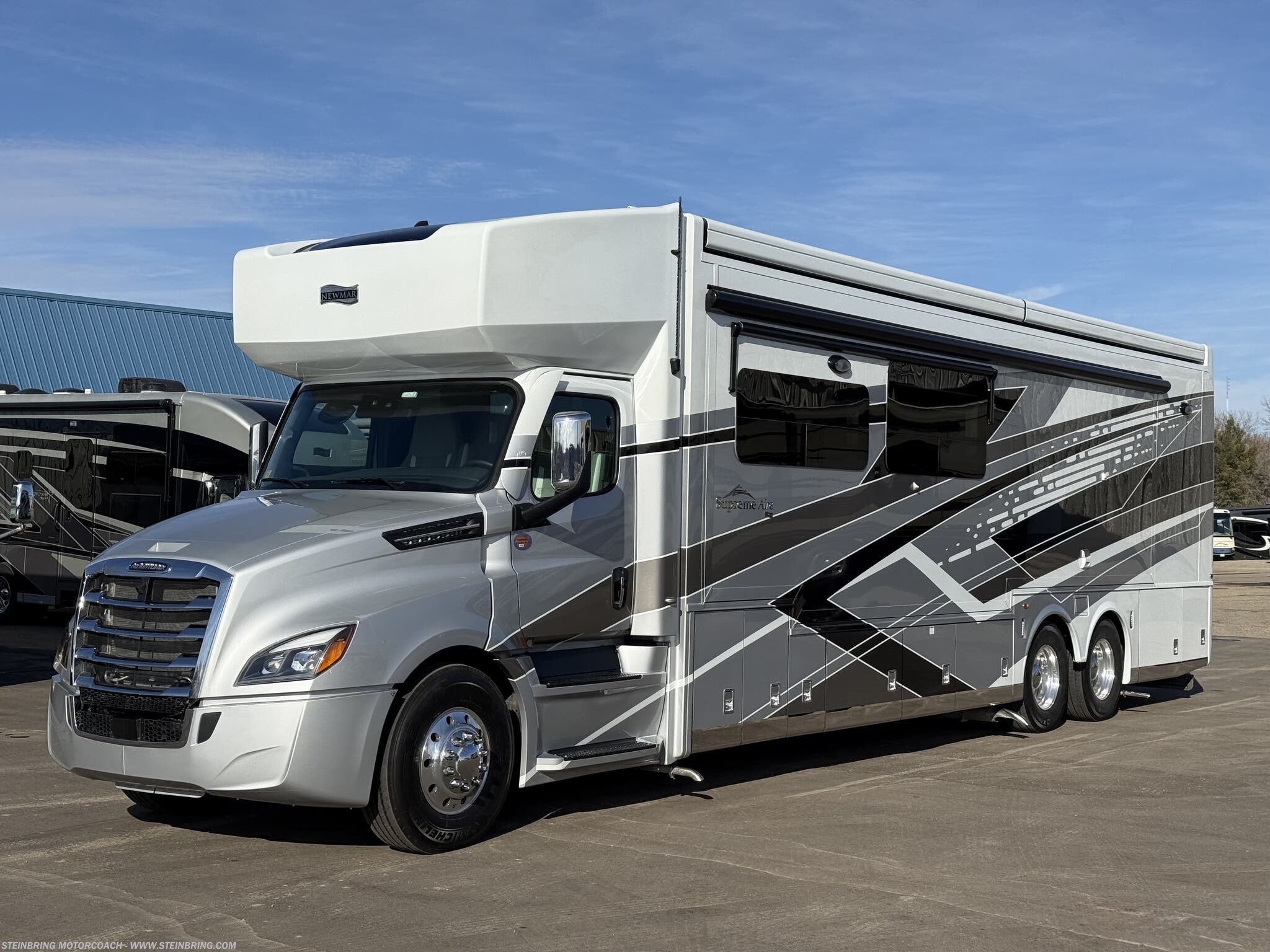 New 2026 Newmar Supreme Aire 4505 available in Garfield, Minnesota