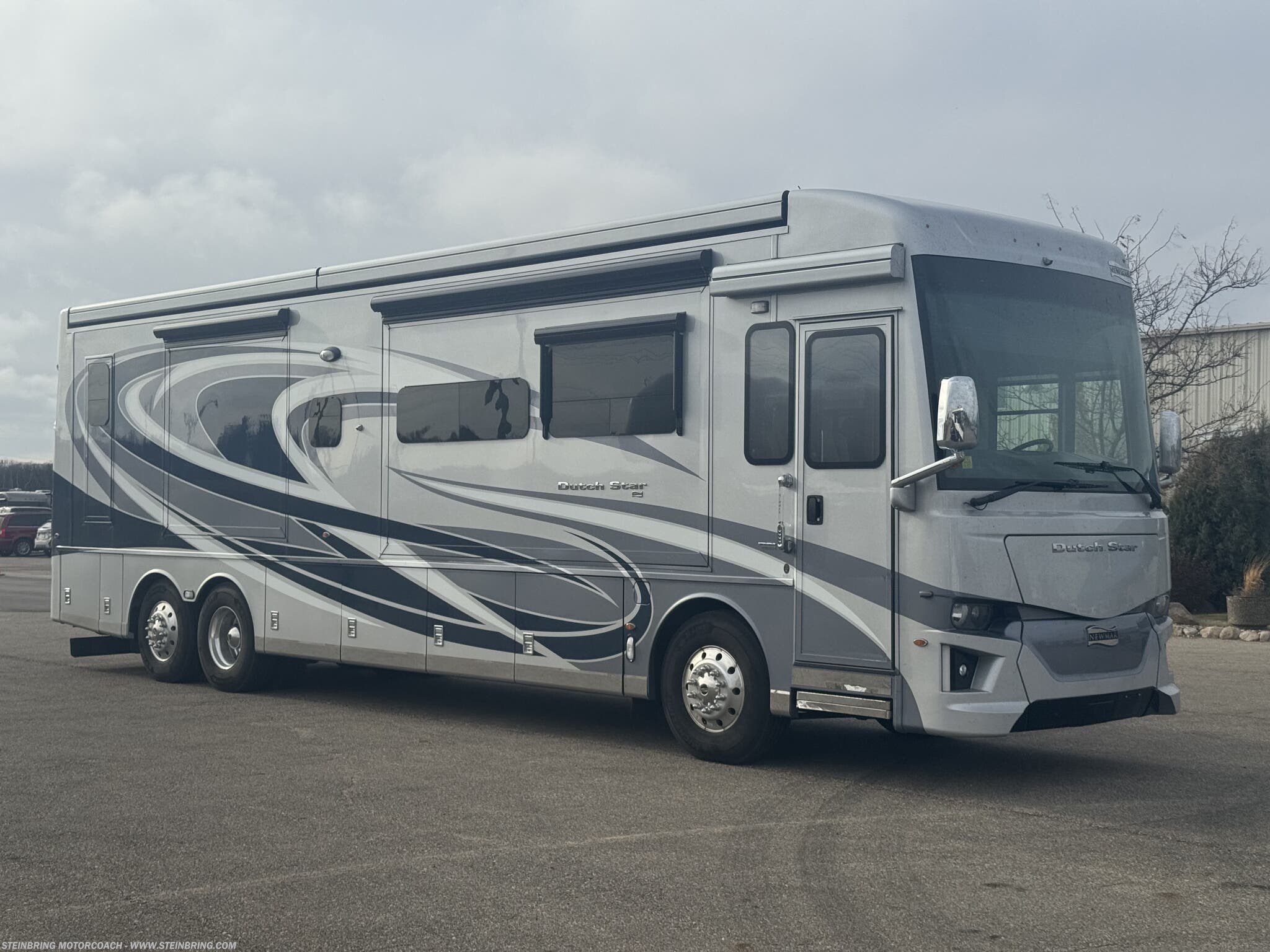 Used 2022 Newmar Dutch Star 4081 available in Garfield, Minnesota