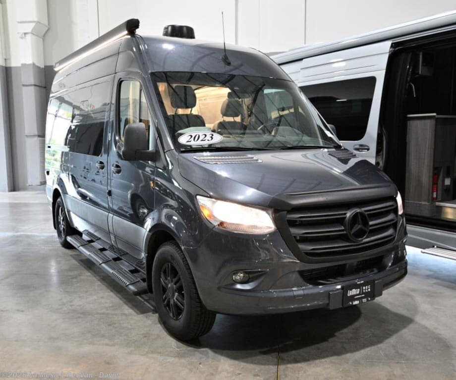 Used 2024 Thor Motor Coach Freedom Elite 19R available in Davie, Florida