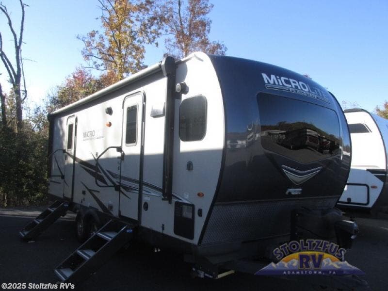 Used 2022 Forest River Flagstaff Micro Lite 25FKBS available in Adamstown, Pennsylvania